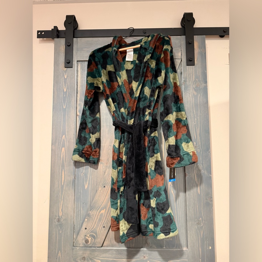 Cuddl Duds Boys Camouflage Hooded Robe